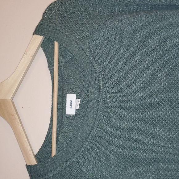 Old Navy Sweater - Picture 4 of 6